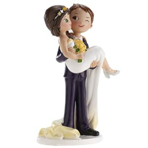 Figura de novios de pastel de boda con diseño de guiño, marca Dekora.