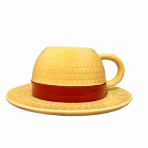 Taza de cerámica en forma de sombrero de paja de Luffy.