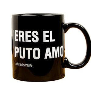 Taza negra con el mensaje "ERES EL PUTO AMO" en letras blancas.