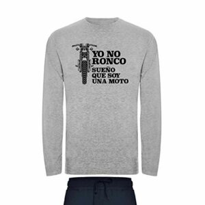 Pijama gris con dibujo de moto y texto humorístico en la camiseta.