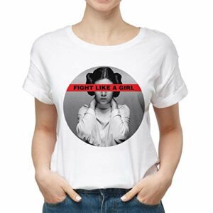 Camiseta blanca unisex con imagen de Leia y texto "Fight Like a Girl" en rojo.