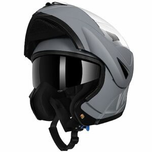 Casco modular de moto gris marca Westt, con visera oscura y diseño moderno.