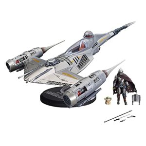 Figura a escala del Caza Estelar N-1 de El Mandaloriano con personajes de The Mandalorian.