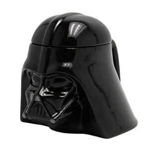 Taza 3D de ABYSTYLE con la forma del casco de Darth Vader de Star Wars.