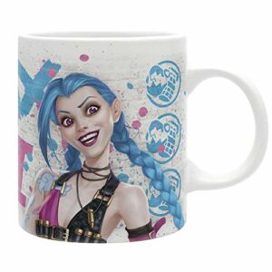 Taza ABYSTYLE de League of Legends con ilustración de Jinx.