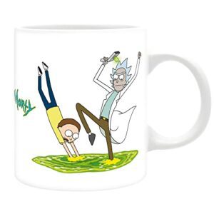 Taza de Rick y Morty con diseño de portal y personajes saltando.