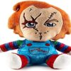 Peluche de Chucky con cicatrices y ropa colorida de la marca Kidrobot.