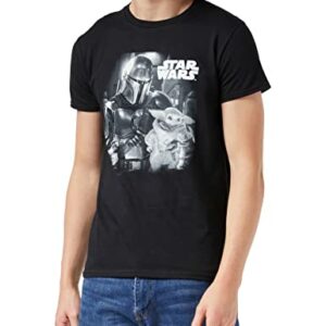 Camiseta negra con estampado de The Mandalorian y Baby Yoda de la marca Popgear.