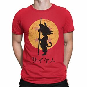 Camiseta roja con diseño de personaje en silueta buscando las Dragon Balls.