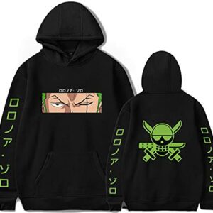 Sudadera negra con capucha y estampado de manga larga y personajes animados en el pecho y espalda.