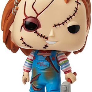 Figura de vinilo de Chucky con cicatrices y mono azul de la marca Funko.