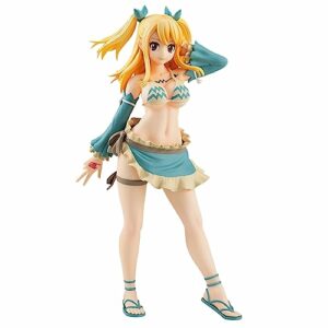 Figura de Lucy Heartfilia de Fairy Tail en pose dinámica, vestida con traje de baño azul y beige.