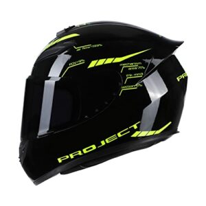 Casco de motocicleta negro con detalles amarillos y la palabra "PROJECT".