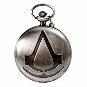 Reloj de bolsillo plateado con el logotipo de Assassin's Creed.