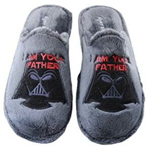 Zapatillas grises con diseño de Darth Vader y la frase "I am your father".