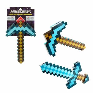 Espada y pico de diamante transformable de Minecraft de Mattel.