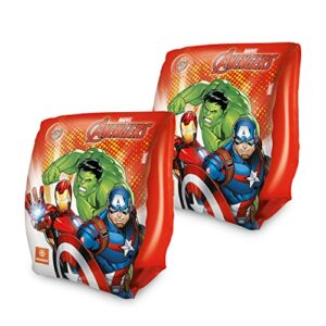 Manguitos infantiles de Avengers con diseño de Hulk, Iron Man y Capitán América.