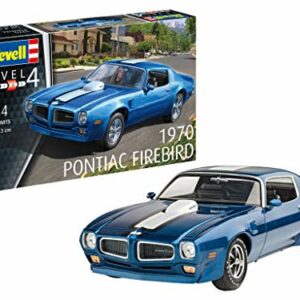 Kit de montaje de un Pontiac Firebird 1970 sin pintar a escala 1:24 de Revell.