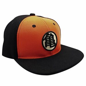 Gorra negra y naranja de Dragon Ball con el símbolo Kame en el frente.