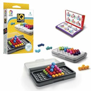 Juego IQ Puzzler Pro con piezas coloridas y caja portátil, de SmartGames.