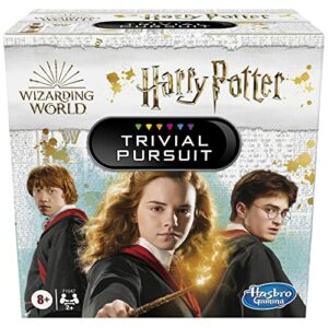 Juego de mesa Trivial Pursuit de Harry Potter con la imagen de los tres protagonistas en la caja.