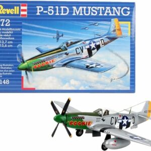 Modelo a escala 1:72 del avión P-51D Mustang de Revell con diseño "Cookie!" y detalles de Disney.