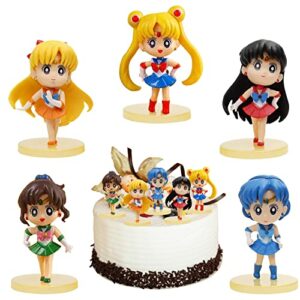 Set de 5 figuras de Sailor Moon usadas como decoración de pastel.