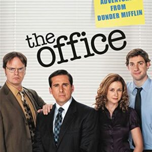 Libro "The Office: Antics and Adventures from Dunder Mifflin" con portada de los personajes principales.