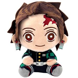 Peluche de Tanjiro Kamado de Demon Slayer, con detalles en su rostro y vestimenta tradicional.